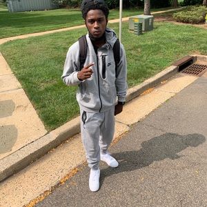 Meet your Posher, Dante